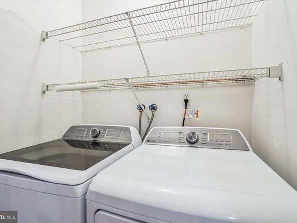 24 S Abingdon Street, Arlington VA 22204