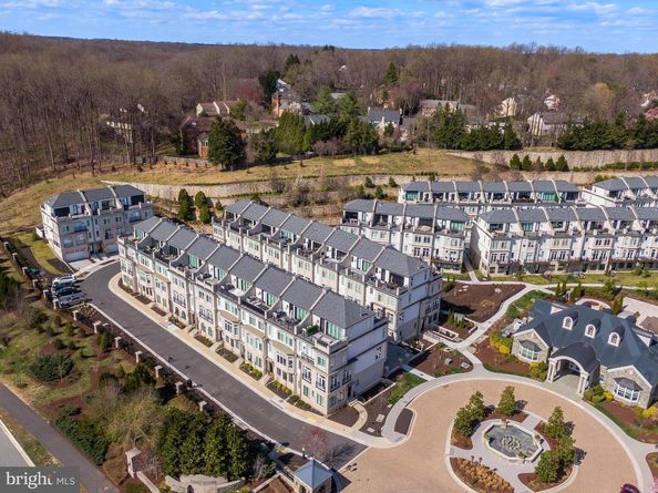 8201 River Road, Bethesda MD 20817