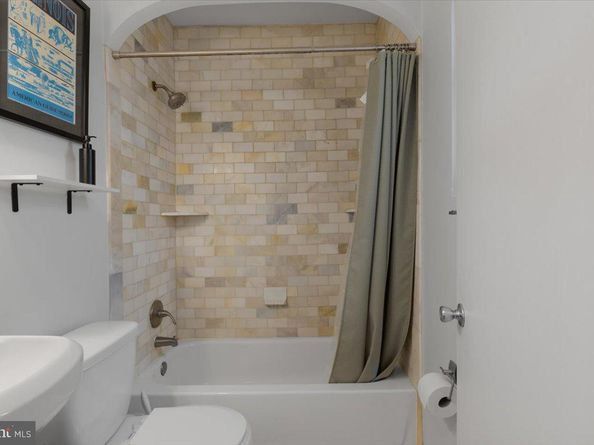 3028 Wisconsin Avenue NW APT402, Washington DC 20016