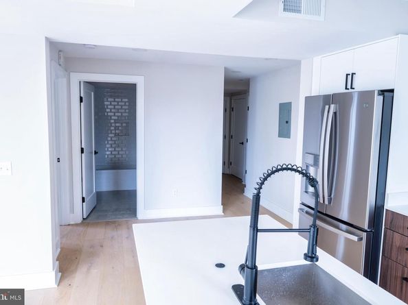 919 12TH Street NE A301, Washington DC 20002