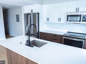 919 12TH Street NE A301, Washington DC 20002