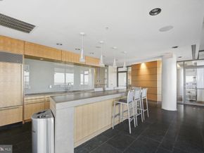 2001 15TH Street N 1210, Arlington VA 22201