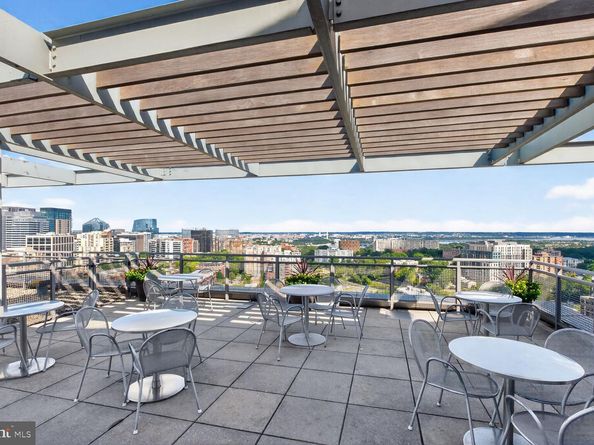 2001 15TH Street N 1210, Arlington VA 22201