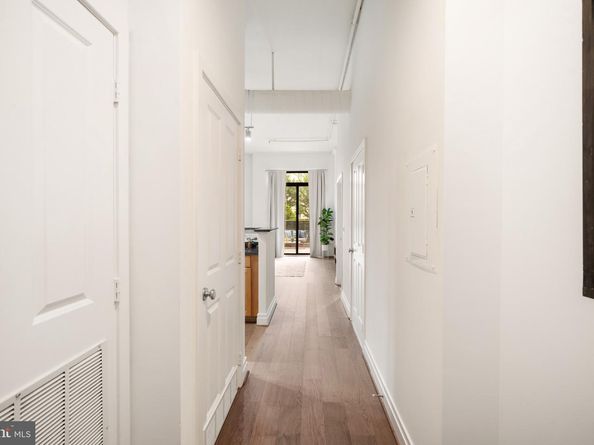 2220 Fairfax Drive 101, Arlington VA 22201