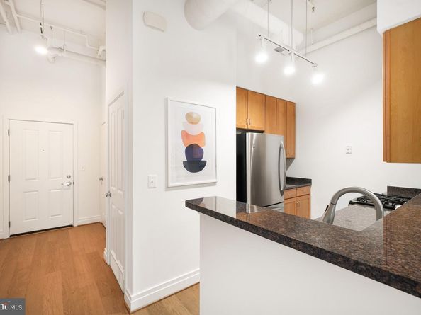 2220 Fairfax Drive 101, Arlington VA 22201