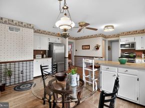 2006 Lodges Lane, Oreland PA 19075
