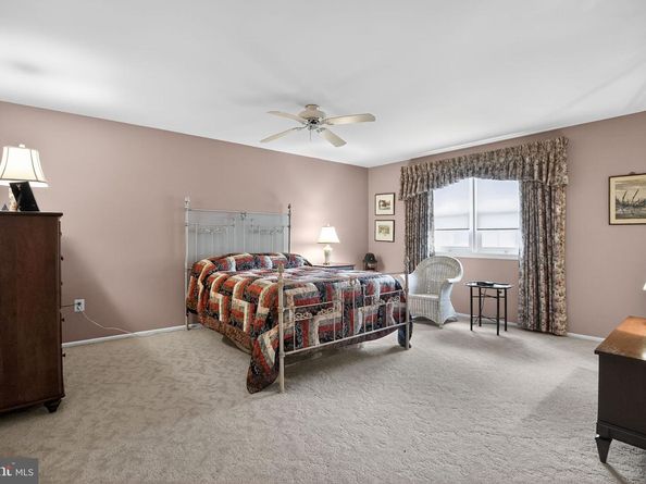 2006 Lodges Lane, Oreland PA 19075