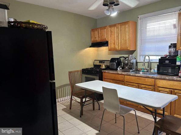 1315 N Farson Street, Philadelphia PA 19131