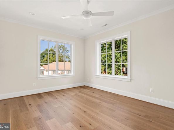 3718 N Woodrow Street, Arlington VA 22207