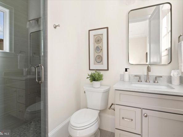 3718 N Woodrow Street, Arlington VA 22207