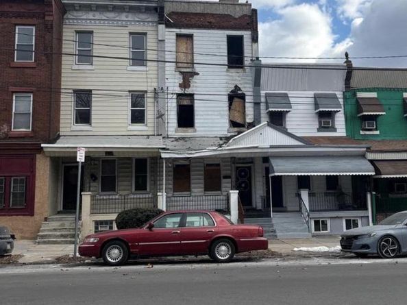 3347 Ridge Avenue, Philadelphia PA 19132