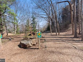 8340 Greensboro Drive 623, Mclean VA 22102