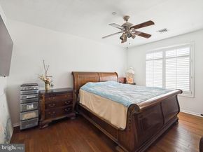 327 Carson Terrace 327, Huntingdon Valley PA 19006