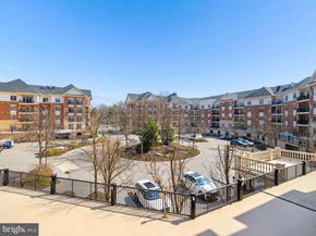 327 Carson Terrace 327, Huntingdon Valley PA 19006