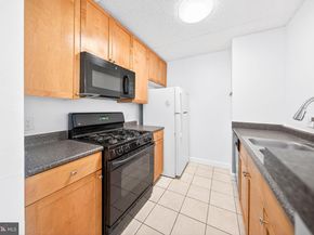 60 S Van Dorn Street 413, Alexandria VA 22304