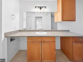60 S Van Dorn Street 413, Alexandria VA 22304