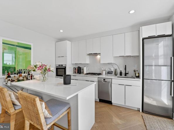 1225 11TH Street NW 4, Washington DC 20001