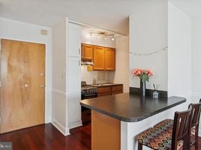 2101 Chestnut Street 1412, Philadelphia PA 19103