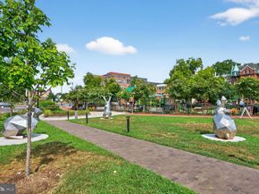 905 South Carolina Avenue SE 6, Washington DC 20003