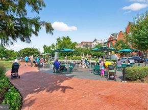 905 South Carolina Avenue SE 6, Washington DC 20003