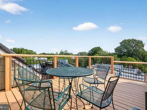 905 South Carolina Avenue SE 6, Washington DC 20003