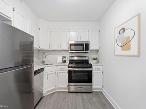 4600 S Four Mile Run Drive 613, Arlington VA 22204