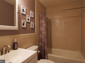 250 S 13TH Street 5D, Philadelphia PA 19107