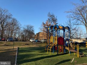 8004 Chanute Place 19/3, Falls Church VA 22042