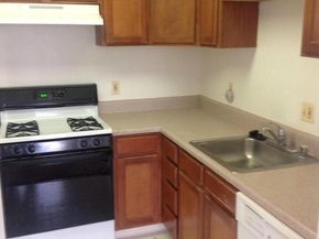 1631 Gainesville Street SE 301, Washington DC 20020