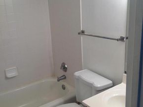 1631 Gainesville Street SE 301, Washington DC 20020