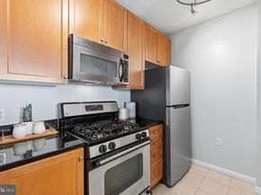 851 N Glebe Road 1914, Arlington VA 22203