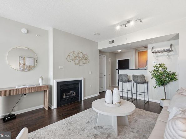 851 N Glebe Road 1914, Arlington VA 22203