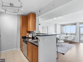 851 N Glebe Road 1914, Arlington VA 22203