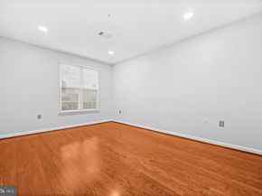 2111 Highcourt Lane 201, Herndon VA 20170