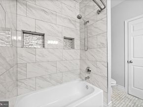 2111 Highcourt Lane 201, Herndon VA 20170