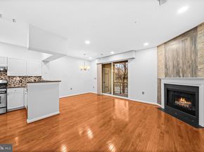 2111 Highcourt Lane 201, Herndon VA 20170