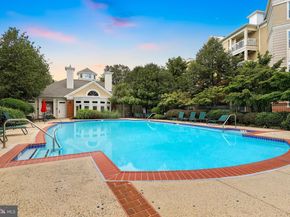 2111 Highcourt Lane 201, Herndon VA 20170