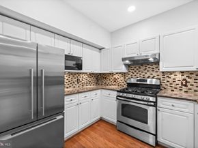 2111 Highcourt Lane 201, Herndon VA 20170