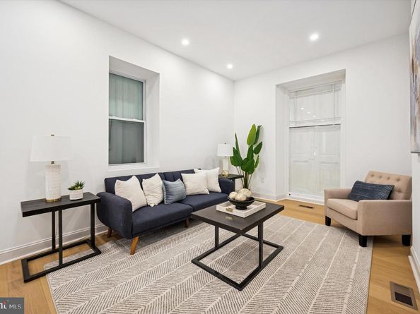 240 W Earlham Terrace, Philadelphia PA 19144