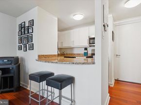 219 S 18TH Street 902, Philadelphia PA 19103