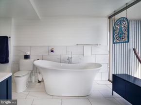 3900 Ford Road 20E, Philadelphia PA 19131