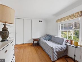 359 Spring Valley Road, Springfield PA 19064