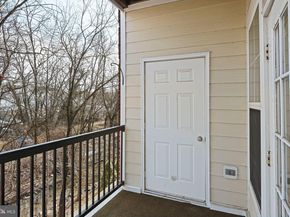 815 Branch Drive 207, Herndon VA 20170