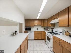 3419 Fiddlers Green, Falls Church VA 22044
