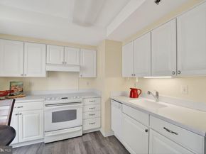 900 N Taylor Street 1905, Arlington VA 22203