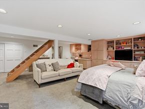 647 Fernfield Circle, Wayne PA 19087