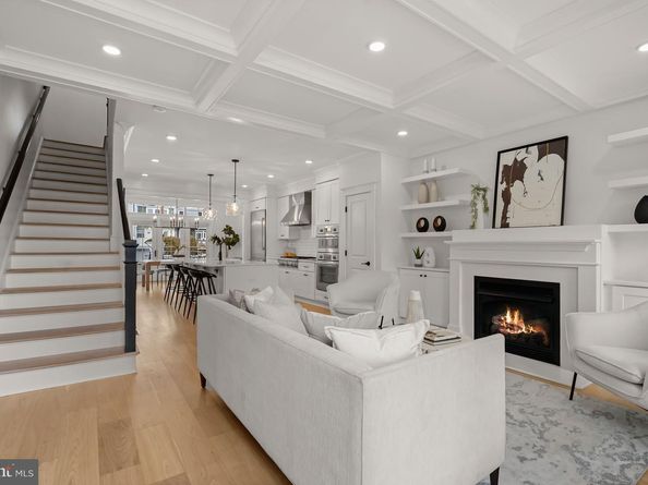 3719 R Street NW, Washington DC 20007