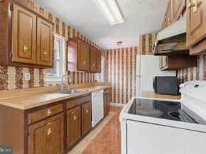 7209 Valleycrest Boulevard, Annandale VA 22003