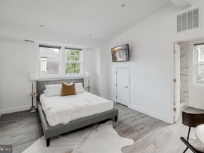 2361 N Edgewood Street, Arlington VA 22207