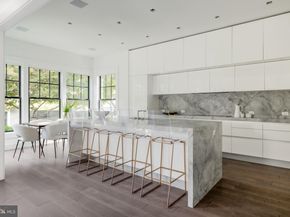 2361 N Edgewood Street, Arlington VA 22207